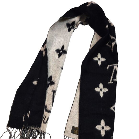 LOUIS VUITTON LV Reykjavik Black & Grey Reversible Scarf